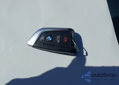 2020 BMW X1 xDrive28I from USA, damaged, VIN WBXJG9C04L5P45618